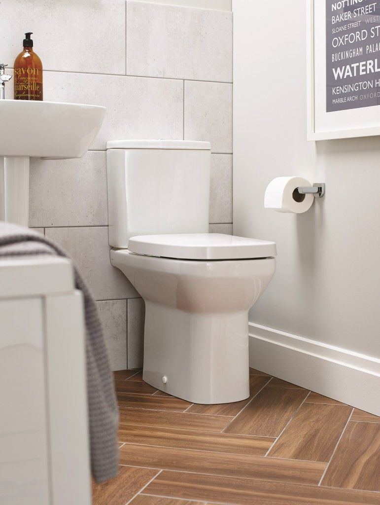 Close-coupled toilet, cistern and seat £255.88.