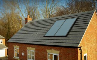 A Glow-worm solar thermal system in-situ.