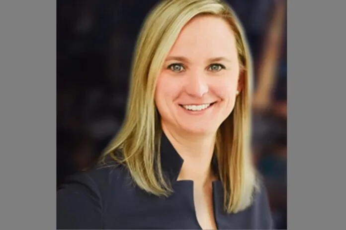 kelly becker 2 Schneider Electric