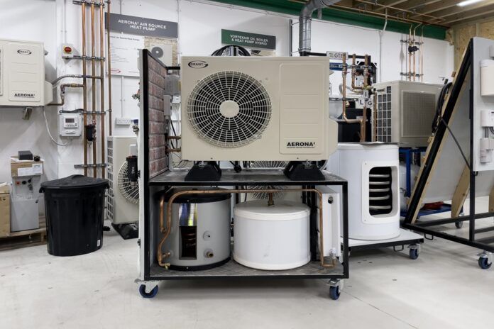 GTEC Training_air source heat pump rig GTEC