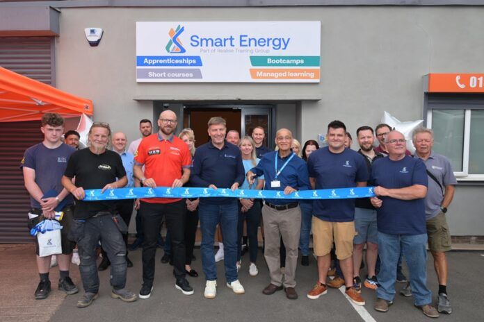 2b10a8d7-df97-4193-992b-dc27ad01c070 Smart Energy Training