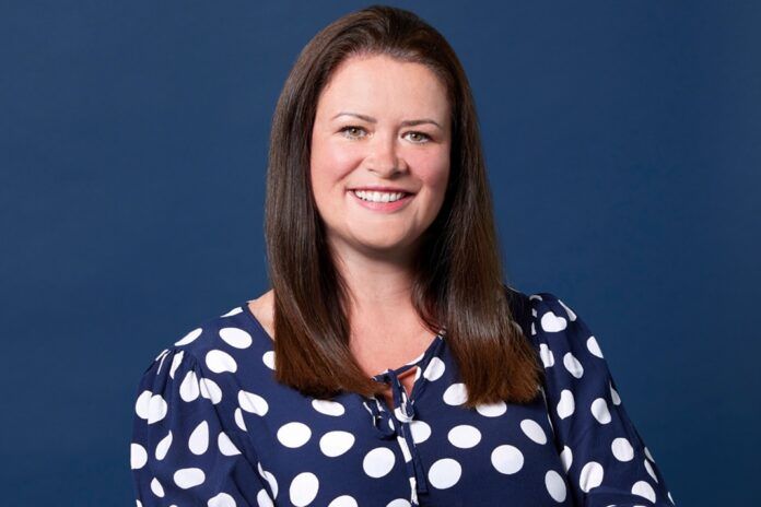 Lisa Cooke Headshot MCS data