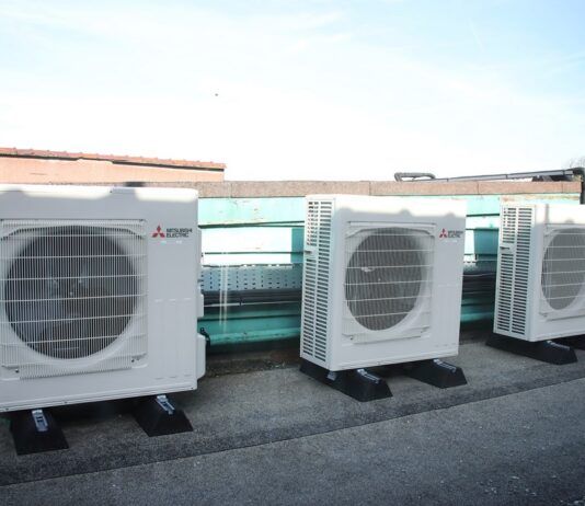 Mitsubishi Electric heat pumps installed in historic community sports club Mitsubishi Electric